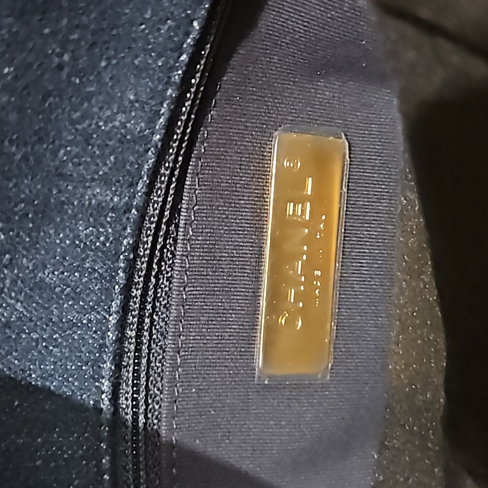 BNIB Chanel Denim 19 Flap - Picture 9 of 14